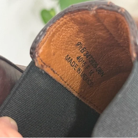 Frye Women's Dara Harness Chelsea Boots Deep Brown Leather 
Women’s Size 9.5 - Picture 6 of 9